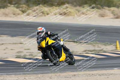 media/Nov-16-2025-Race Pace (Sun) [[8c5fa54630]]/Non Verified Riders (1st 20 Minutes)/2-Turn 10 (1010am)/